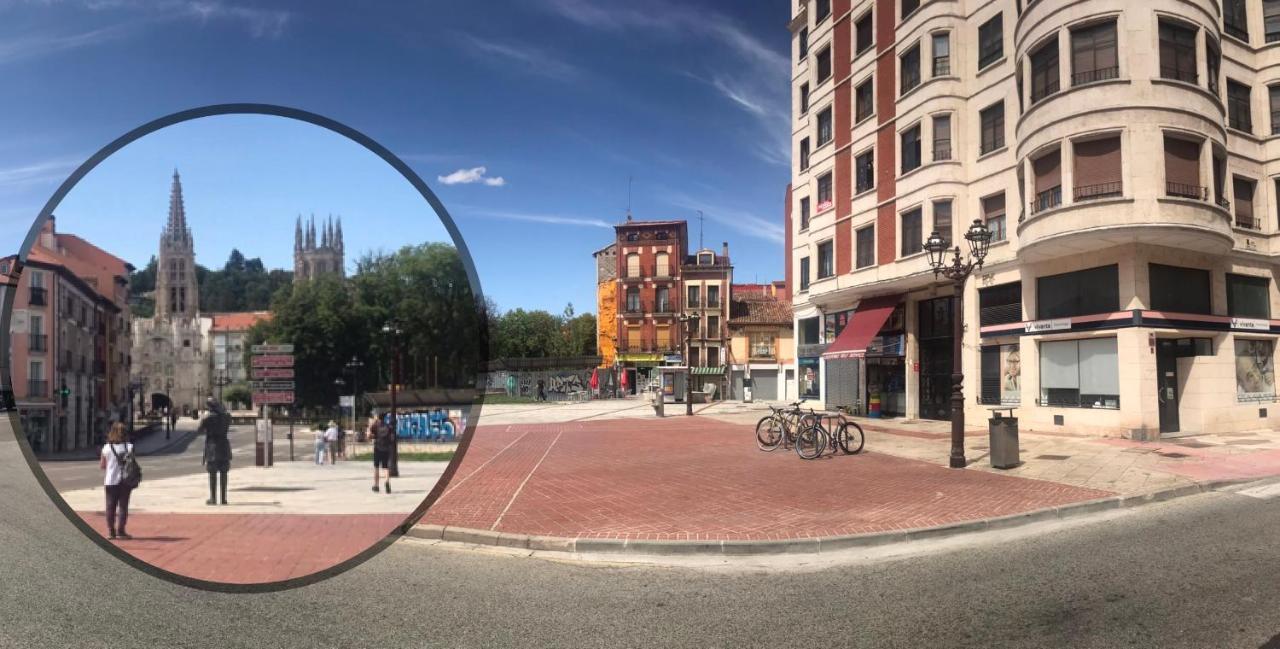 Mirando A La Catedral Desde Plaza Vega Lägenhet Burgo Exteriör bild